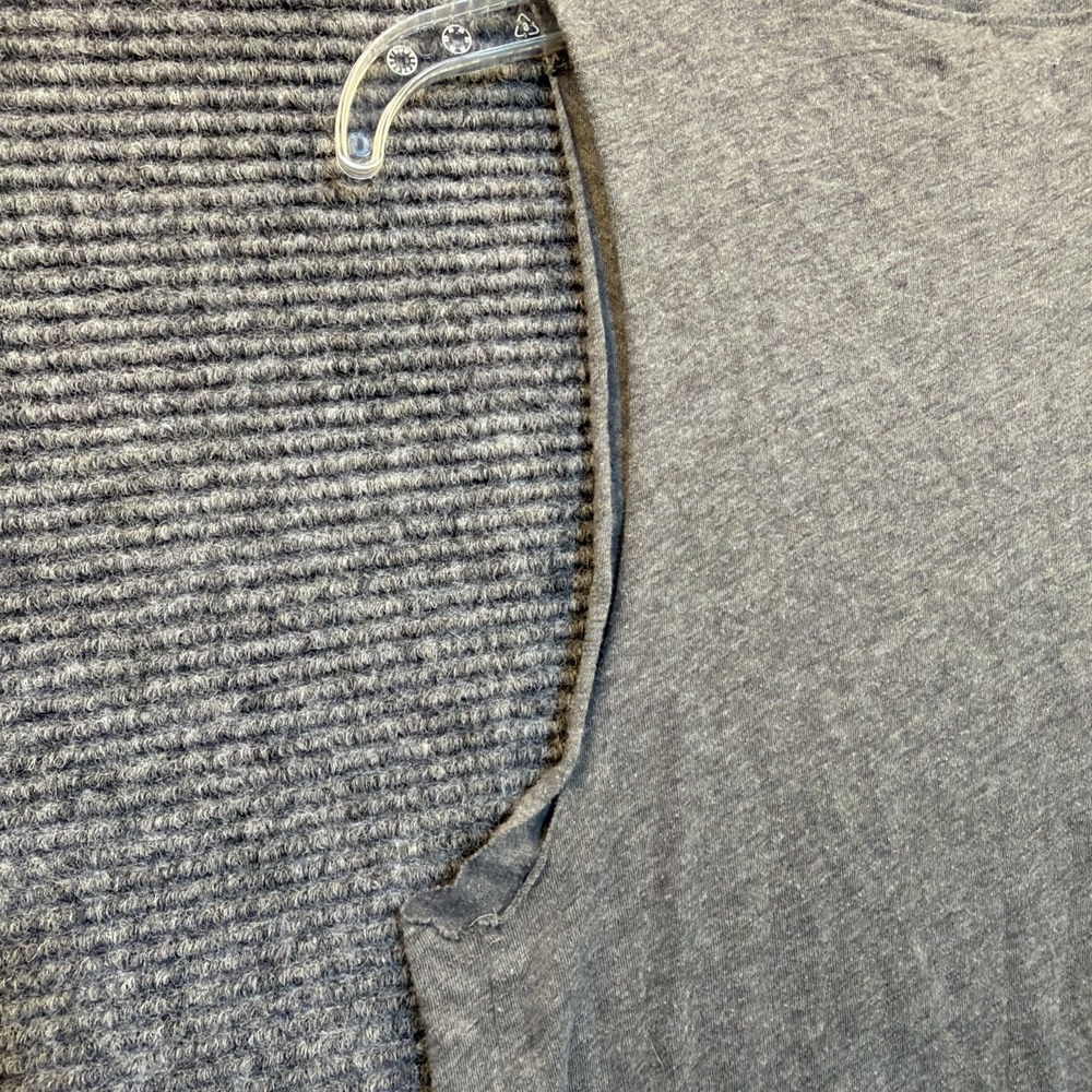Vintage Y2K Hollister Gray Graphic Tank Top Surf Skate Streetwear Summer XSMALL - Picture 4 of 7
